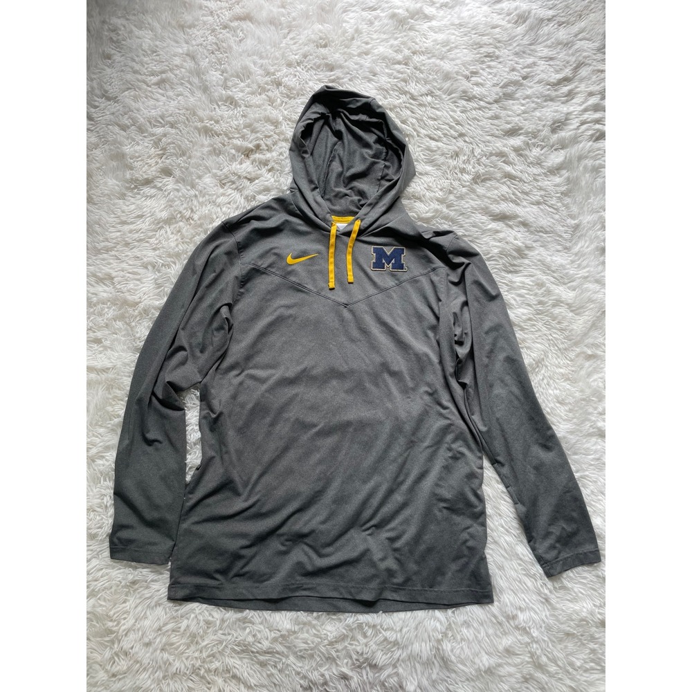 Nike University of Michigan Wolverines Long Sleeve Dri-Fit Hooded Shirt